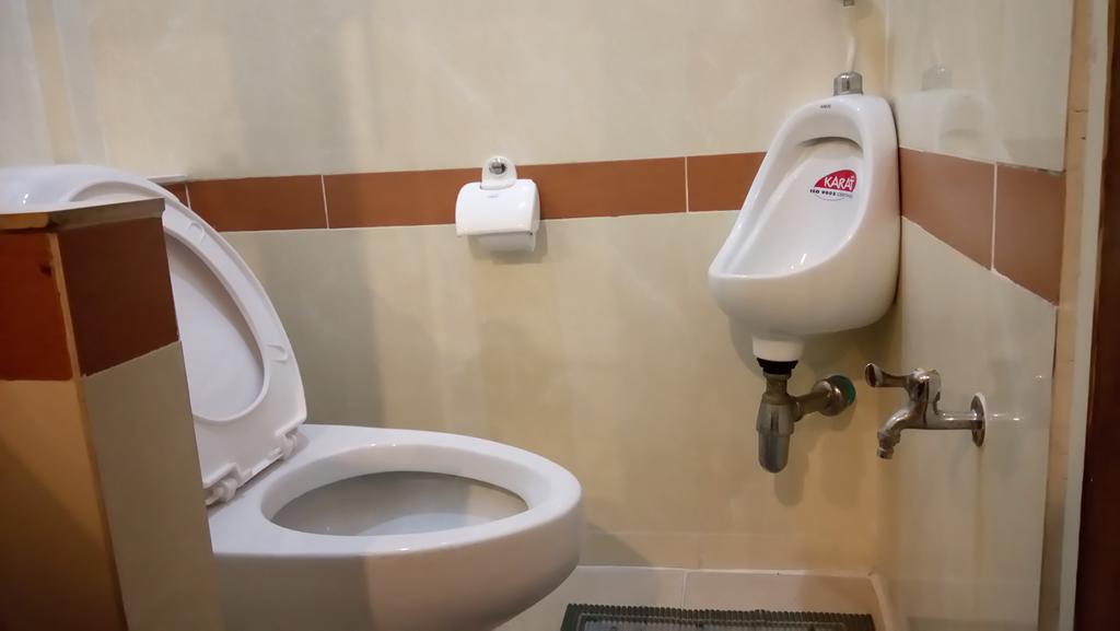 E&G Guest House Бангкок Экстерьер фото